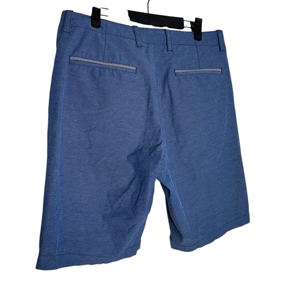 Tommy Bahama Chino Shorts - Picture 4 of 6